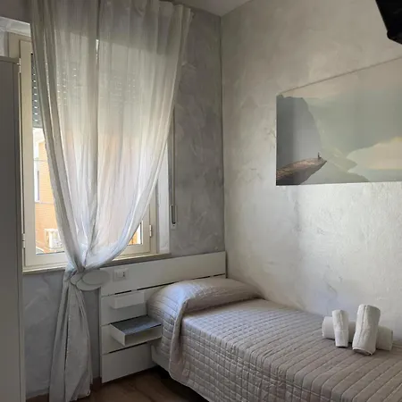 Szálloda Eriale Nuova Gestione Rimini