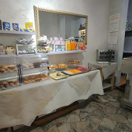Eriale Hotel Rímini